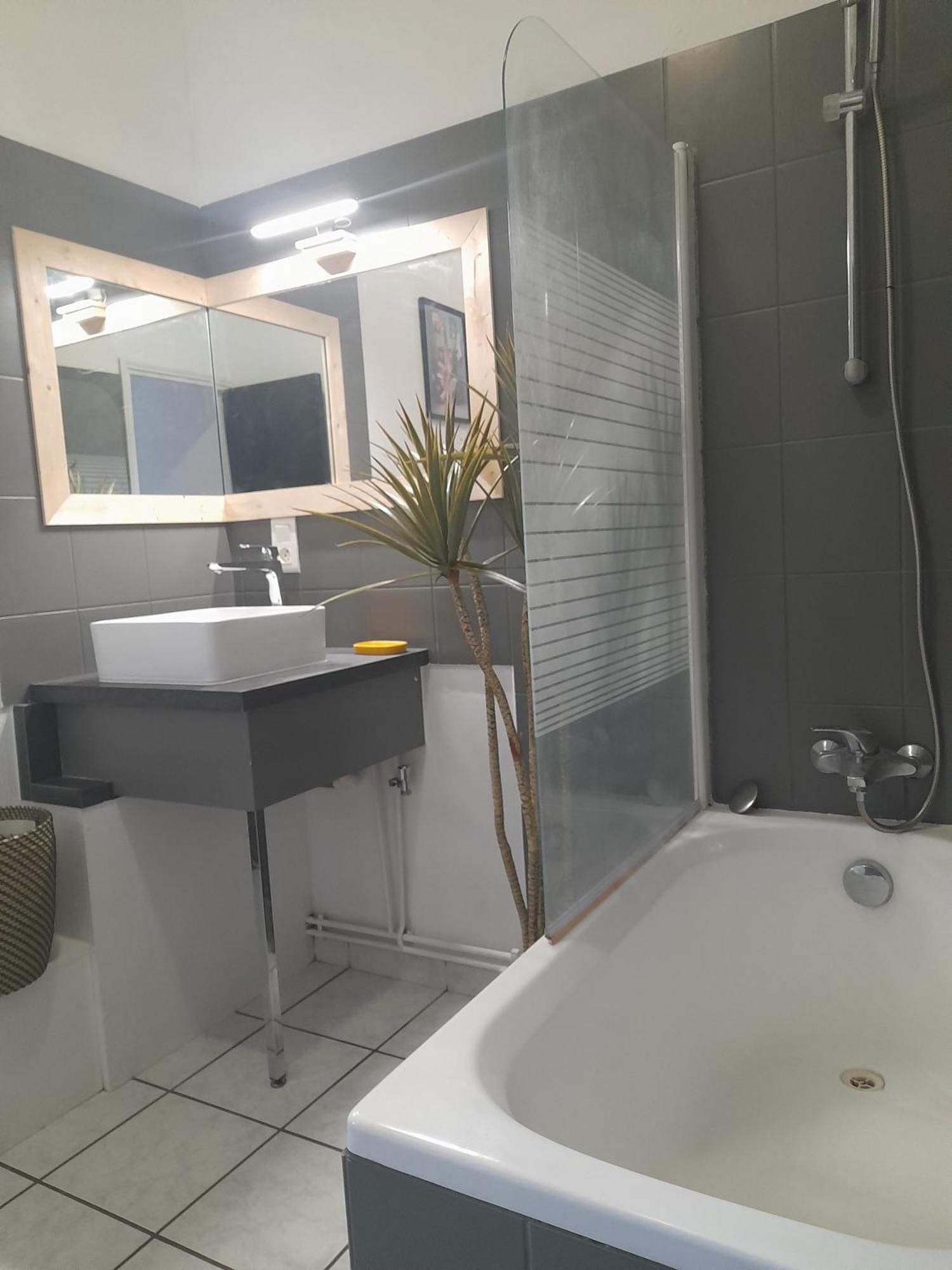Gite De L'Auberge Olby Eksteriør billede